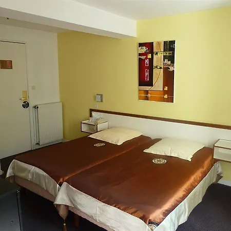 Hotel Des Lilas